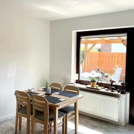 Ankerplatz - Ferienwohnung Am Elbdeich 호텔 *