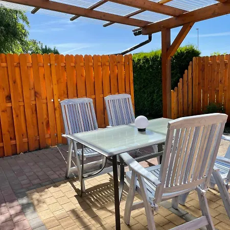 Hotell Ankerplatz - Ferienwohnung Am Elbdeich *