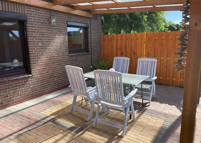 Отель Ankerplatz - Ferienwohnung Am Elbdeich *