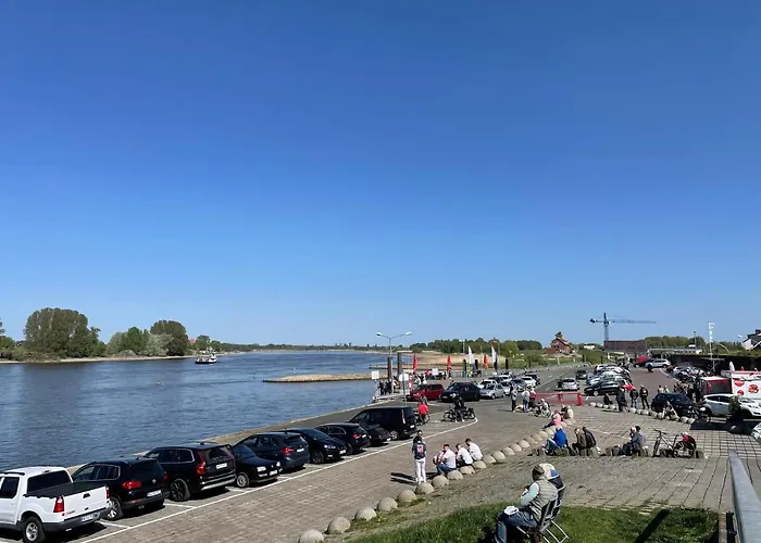 Ankerplatz - Ferienwohnung Am Elbdeich